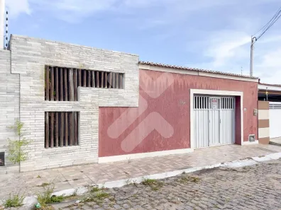 Casa com 3 Quartos à venda, 136m² no Capim Macio, Natal