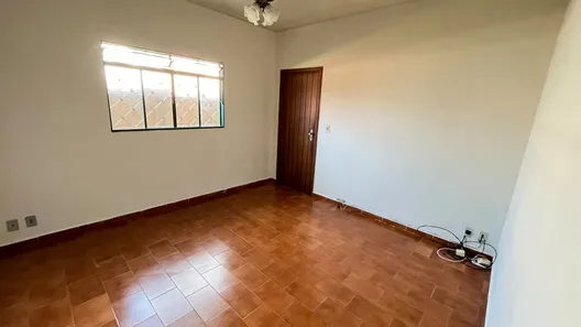 Casa com 3 Quartos à venda, 210m² no Jardim Regina, Brotas