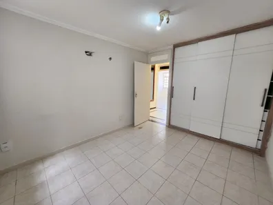 Casa com 5 Quartos para venda ou aluguel, 430m² no Coroa do Meio, Aracaju