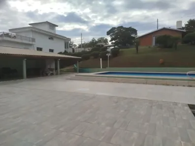 Casa de Condomínio com 3 Quartos para alugar, 250m² no Condomínio Porta do Sol, Mairinque