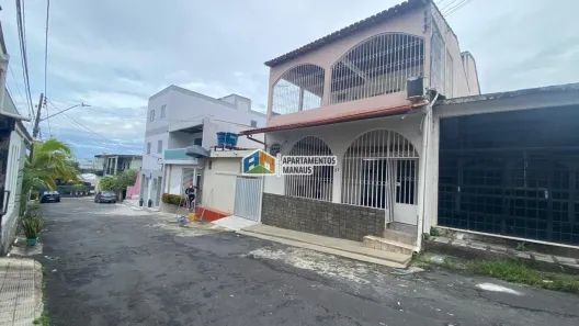 Sobrado com 3 Quartos à venda, 235m² no Parque 10 de Novembro, Manaus