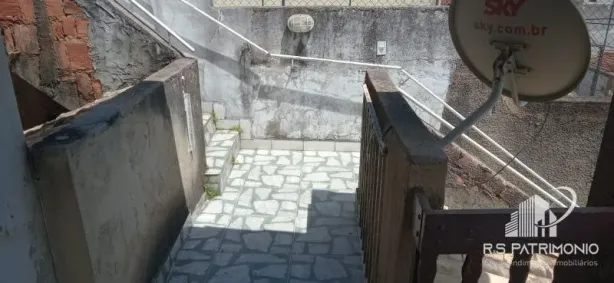 Apartamento com 3 Quartos para alugar, 70m² no Carangola, Petrópolis