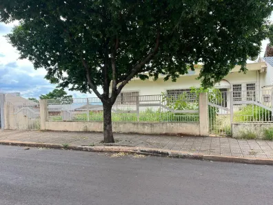 Casa com 4 Quartos para venda ou aluguel, 197m² no Jardim Upon The Hills, Marialva