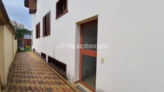 Ponto Comercial com 7 Quartos para alugar, 600m² no Santa Tereza, Belo Horizonte