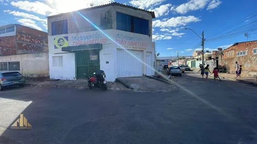 Sobrado com 4 Quartos à venda, 250m² no Santa Maria, Brasília