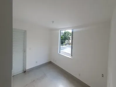 Sala Comercial para alugar, 118m² no Comiteco, Belo Horizonte