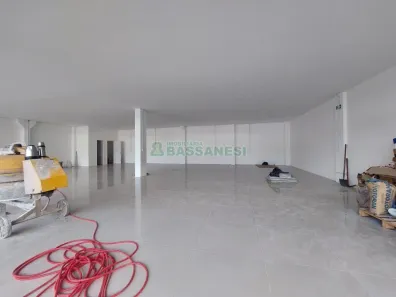 Ponto Comercial para alugar, 150m² no Cruzeiro, Caxias do Sul