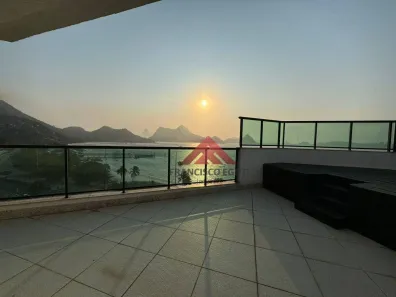 Cobertura com 4 Quartos para venda ou aluguel, 240m² no Charitas, Niterói