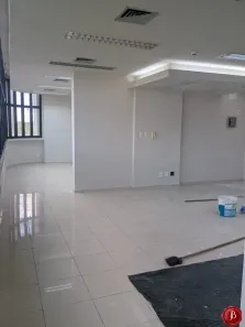 Sala Comercial com 3 Quartos para alugar, 99m² no Chapada, Manaus