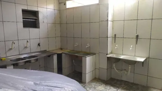Casa com 1 Quarto à venda, 275m² no Gleba A, Camaçari