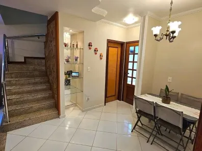 Casa de Condomínio com 3 Quartos para alugar, 235m² no Jardim Independência, Taubaté