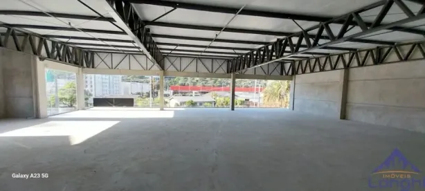 Galpão/Depósito/Armazém com 1 Quarto para alugar, 540m² no Panazzolo, Caxias do Sul