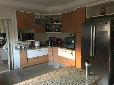 Sobrado com 3 Quartos para alugar, 486m² no Granja Olga I, Sorocaba