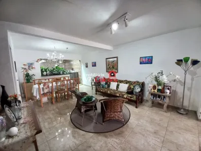 Sobrado com 3 Quartos à venda, 78m² no Costa Azul, Matinhos