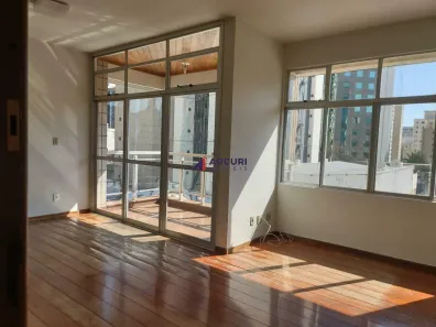 Apartamento com 3 Quartos para alugar, 94m² no Santo Antônio, Belo Horizonte