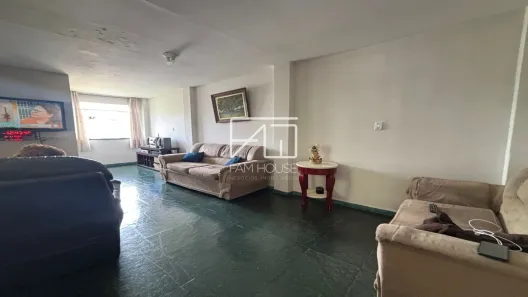 Casa com 5 Quartos à venda, 160m² no Dom Bosco, Belo Horizonte