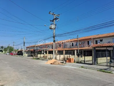 Sobrado com 3 Quartos à venda, 70m² no Jardim dos Lagos, Guaíba