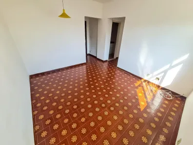 Apartamento com 3 Quartos para alugar, 70m² no Tanque, Rio de Janeiro