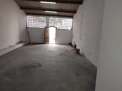 Galpão/Depósito/Armazém para alugar, 70m² no Centro, São Pedro da Aldeia