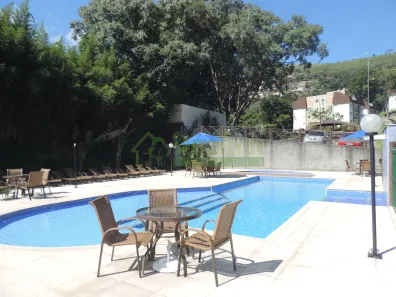 Apartamento com 2 Quartos para alugar, 70m² no Samambaia, Petrópolis