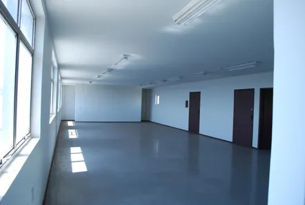 Sala Comercial para alugar, 128m² no Santa Efigênia, Belo Horizonte
