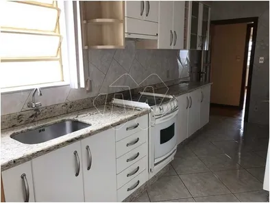 Casa com 4 Quartos à venda, 231m² no Centro, Araraquara