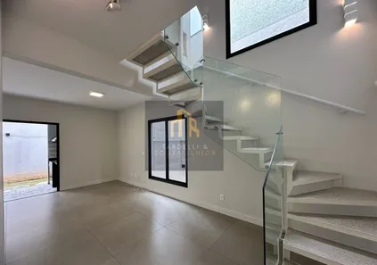 Casa de Condomínio com 4 Quartos para venda ou aluguel, 178m² no Vila Oliveira, Mogi das Cruzes
