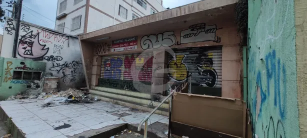 Ponto Comercial para alugar, 320m² no Santa Tereza, Belo Horizonte