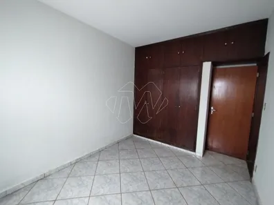 Casa com 3 Quartos à venda, 230m² no Centro, Araraquara