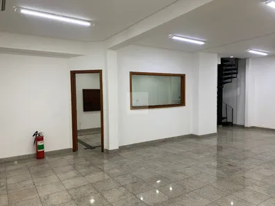 Ponto Comercial para alugar, 150m² no Santo Antônio, Belo Horizonte