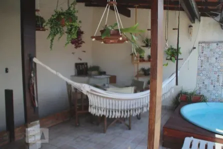 Sobrado com 4 Quartos à venda, 72m² no Guaiúba, Guarujá