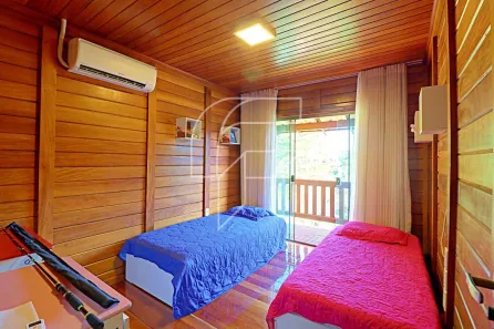 Casa com 8 Quartos à venda, 1018m² no Buenos Aires, Guarapari
