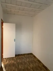 Casa com 2 Quartos para alugar, 60m² no Estrela do Oriente, Belo Horizonte
