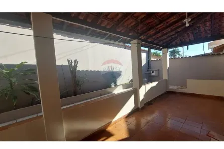 Casa com 3 Quartos para alugar, 160m² no Jardim Brasília, Mogi Guaçu