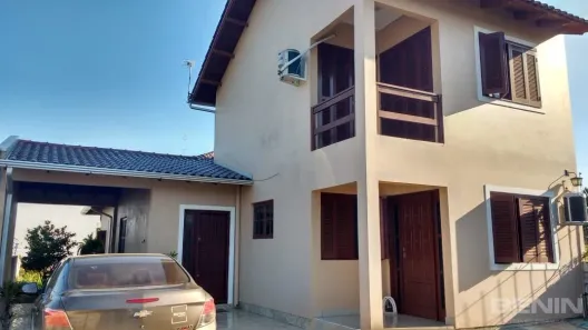 Sobrado com 3 Quartos à venda, 140m² no Centro, Nova Santa Rita