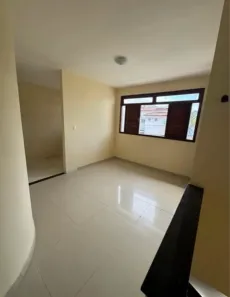 Casa de Condomínio com 5 Quartos para alugar, 200m² no Pitimbu, Natal