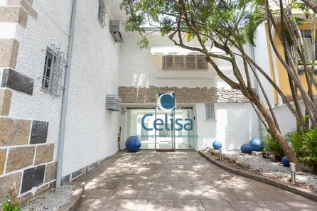 Imóvel Comercial com 21 Quartos para venda ou aluguel, 600m² no Urca, Rio de Janeiro