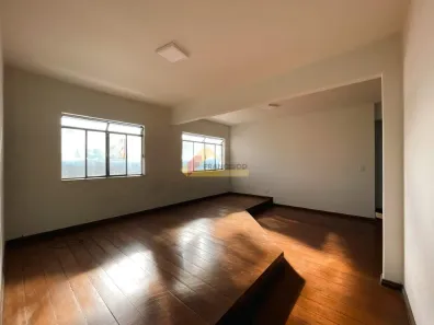 Apartamento com 3 Quartos para alugar, 90m² no São José, Divinópolis