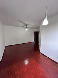 Apartamento com 3 Quartos para alugar, 70m² no Cláudia, Londrina
