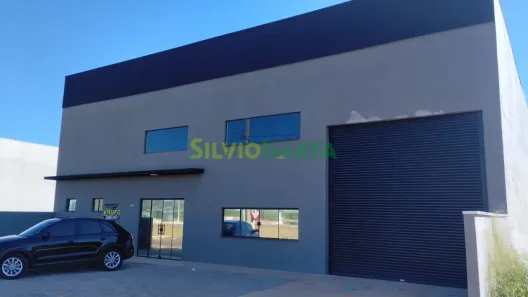 Galpão/Depósito/Armazém com 1 Quarto para alugar, 585m² no Paiçandu, Paiçandu