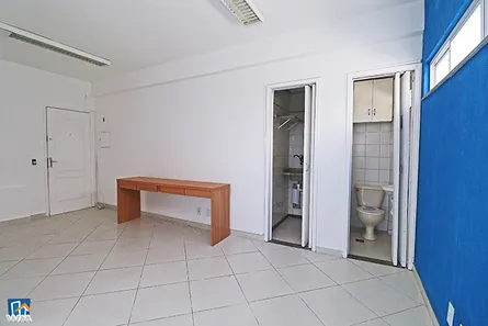 Ponto Comercial para venda ou aluguel, 38m² no Recreio dos Bandeirantes, Rio de Janeiro