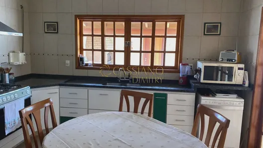 Casa de Condomínio com 5 Quartos à venda, 334m² no Residencial Santa Helena, Caçapava