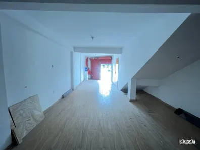 Ponto Comercial para alugar, 50m² no Jardim Caiçara, Cabo Frio