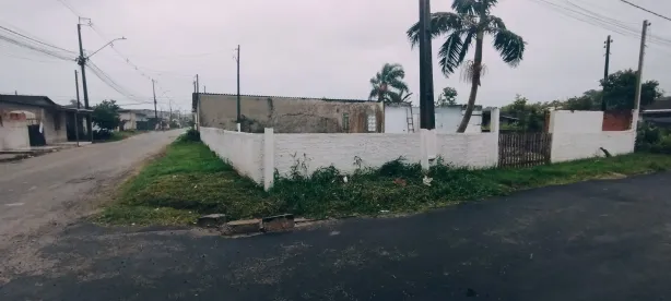 Lote/Terreno à venda, 304m² no Mangue Seco, Matinhos