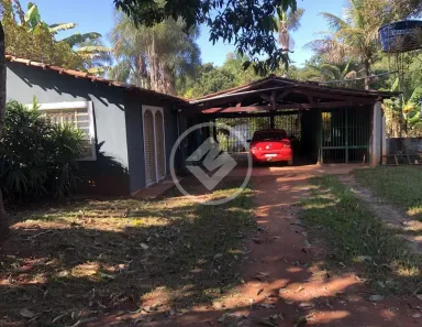 Fazenda/Sítio com 3 Quartos à venda, 150m² no Vila São Domingos, Goianira