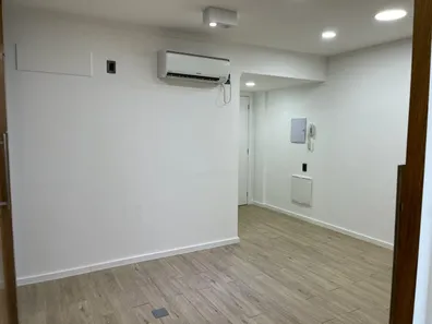 Sala Comercial para venda ou aluguel, 48m² no Jacarepaguá, Rio de Janeiro