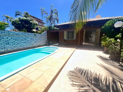 Casa com 4 Quartos para venda ou aluguel, 220m² no Buraquinho, Lauro de Freitas