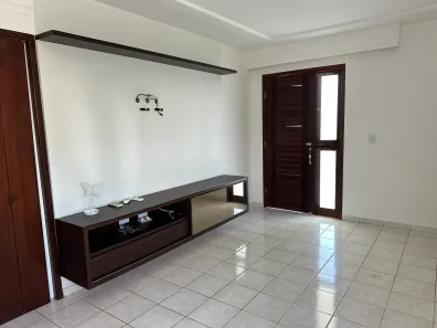 Casa de Condomínio com 4 Quartos para venda ou aluguel, 480m² no Candelária, Natal
