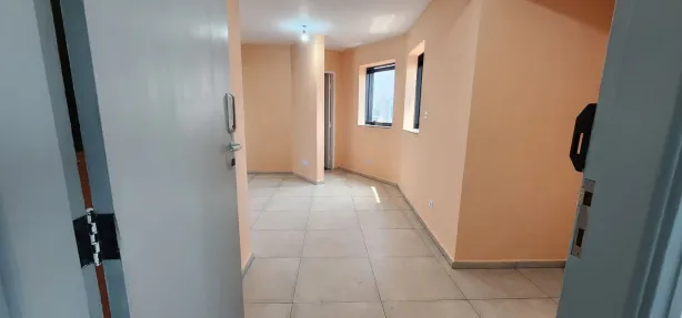 Sala Comercial para alugar, 110m² no Boqueirão, Santos
