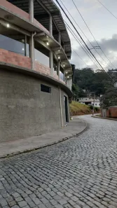 Galpão/Depósito/Armazém para alugar, 280m² no Cascatinha, Petrópolis